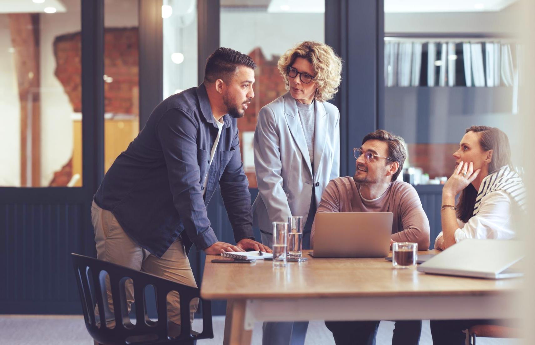 Finanzanalyse-Workshop mit praktischen Übungen und Gruppenarbeit